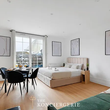 D'architecte Avec Cheminee - Design -4 Personnes Parigi